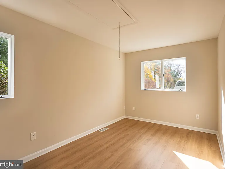 22 Stone Manor Ct #22 — Photo 26
