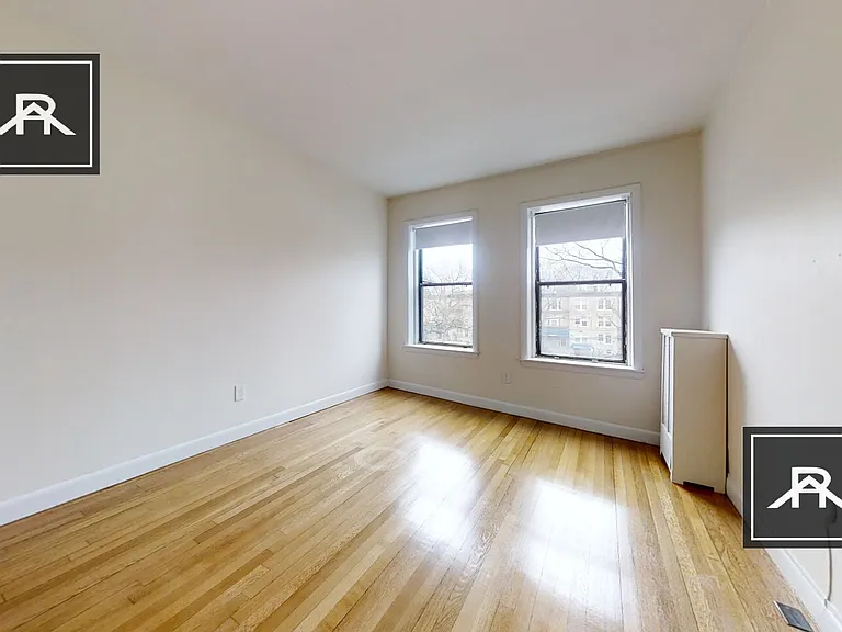 1133 Commonwealth Ave #5 — Photo 10