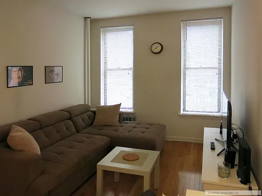 Rented by Sovereign Associates | media 21