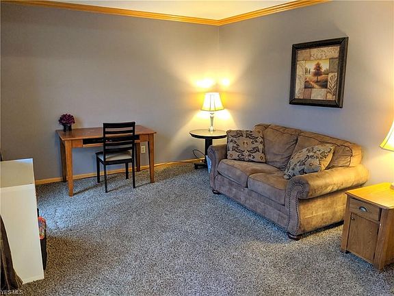 3rd image of 624 Westfield Dr