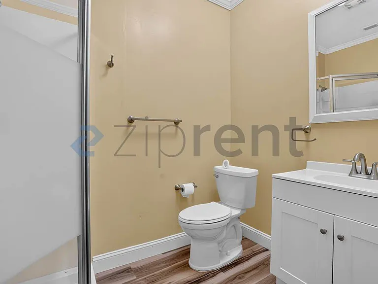 906 Diamond Cir — Photo 31