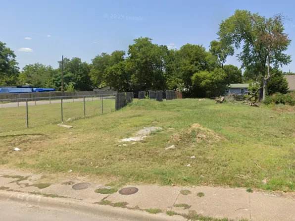 2407 E Ann Arbor Ave, Dallas, TX 75216