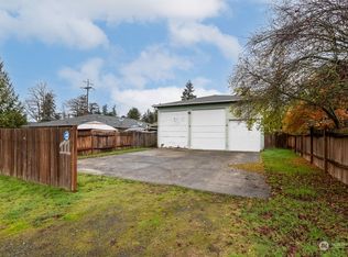 111 Tule Lake Rd E, Tacoma, WA 98445