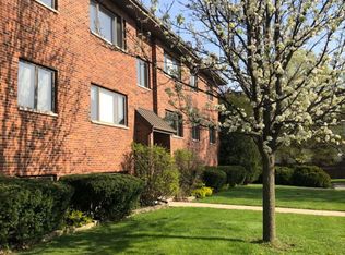 Carlson, Dekalb, IL 60115