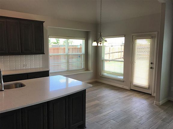 4th image of 6400 Farndon Dr