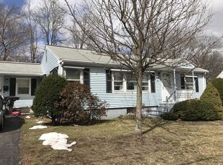 15 Cowden St, Worcester, MA 01603