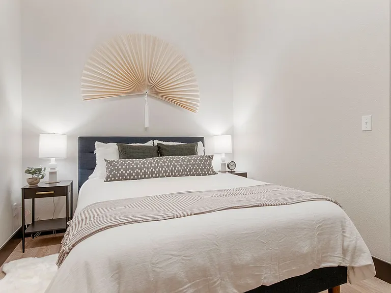 One Eleven Greenwood - Save Up to $500 OFF Your 1st Month's Rent! Move-In Deadlines Apply, Apply ... — Photo 32
