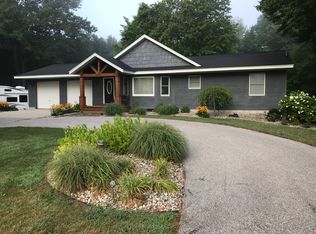 3277 S Sullivan Rd, Ravenna, MI 49451