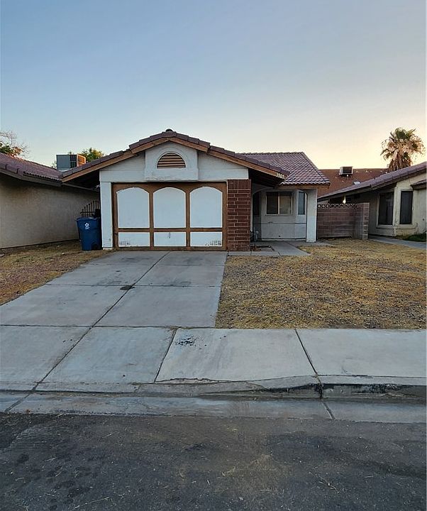 1st image of 3905 Rive Gauche St