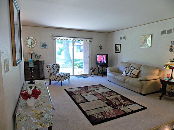 5th image of 4969 S Imperial Cir #4969