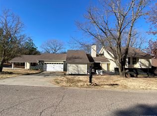 107 Sooner Rd, Holdenville, OK 74848