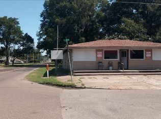 (Undisclosed Address), Hooks, TX 75561