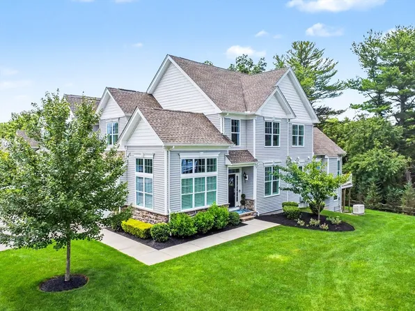 21 Phoebe St #21, Methuen, MA 01844