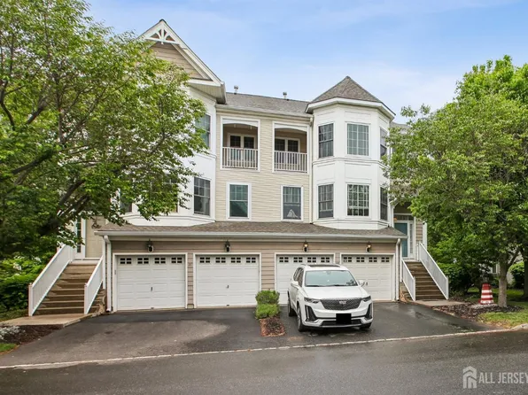 69 S Shore Dr, South Amboy, NJ 08879