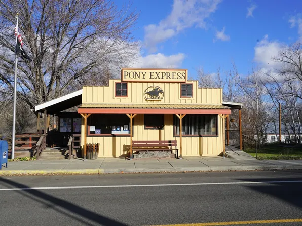 145 Franklin St, Dayville, OR 97825