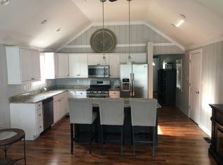 453 E Lakeside Dr, Monticello, IN 47960