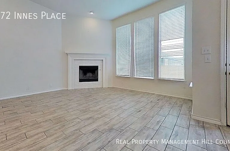 9772 Innes Pl — Photo 3
