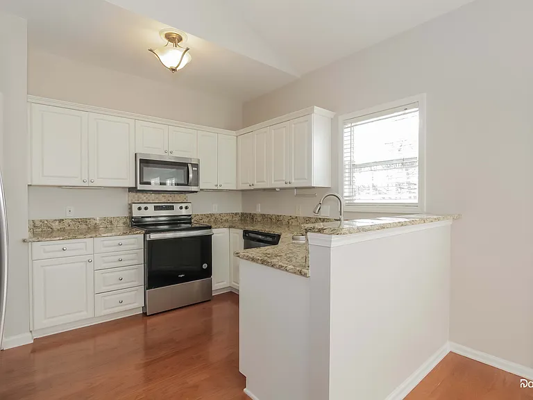 2170 Brantley Creek Dr — Photo 3