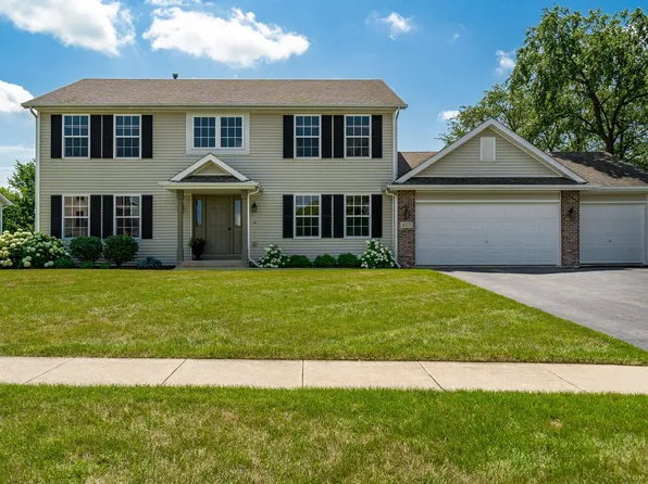 427 W Edson St, Poplar Grove, IL 61065