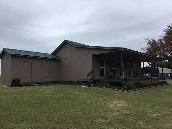3rd image of 166 Sharon Ln