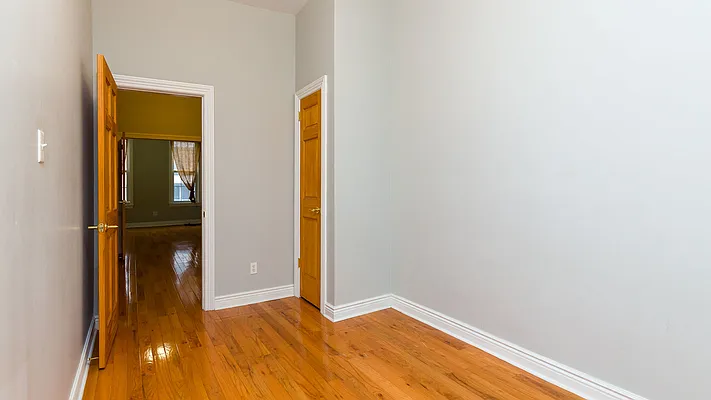 Rented by Nooklyn NYC LLC | media 24