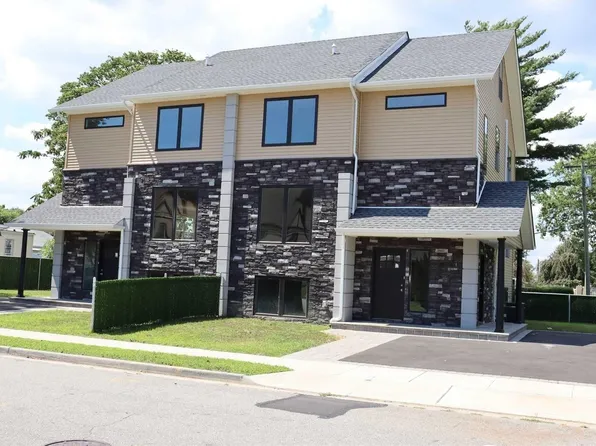 181 Willow Avenue, Hempstead, NY 11550