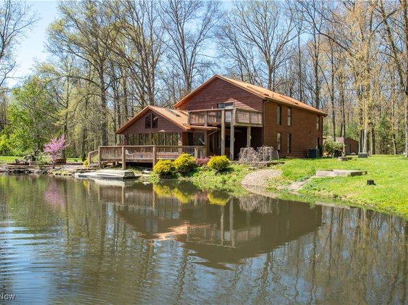 14861 Robinson Rd, Newton Falls, OH 44444