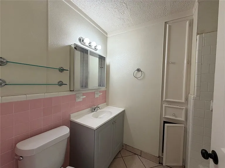 2041 Harvard St — Photo 11