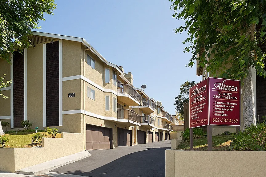 200 W. Olive Ave. — Photo 3