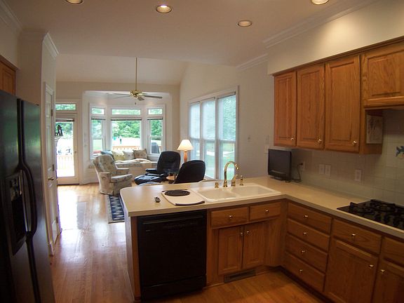 Open floor plan w/ cathedral ceilings