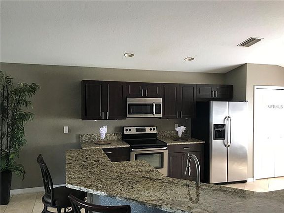 4th image of 11621 Crest Creek Dr