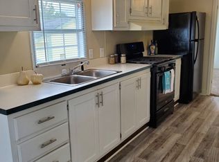 93 Winchester Trl, Goshen, IN 46526