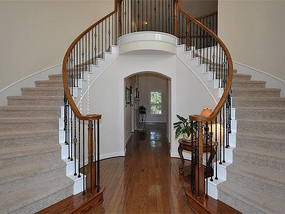 5th image of 1214 Eversham Way