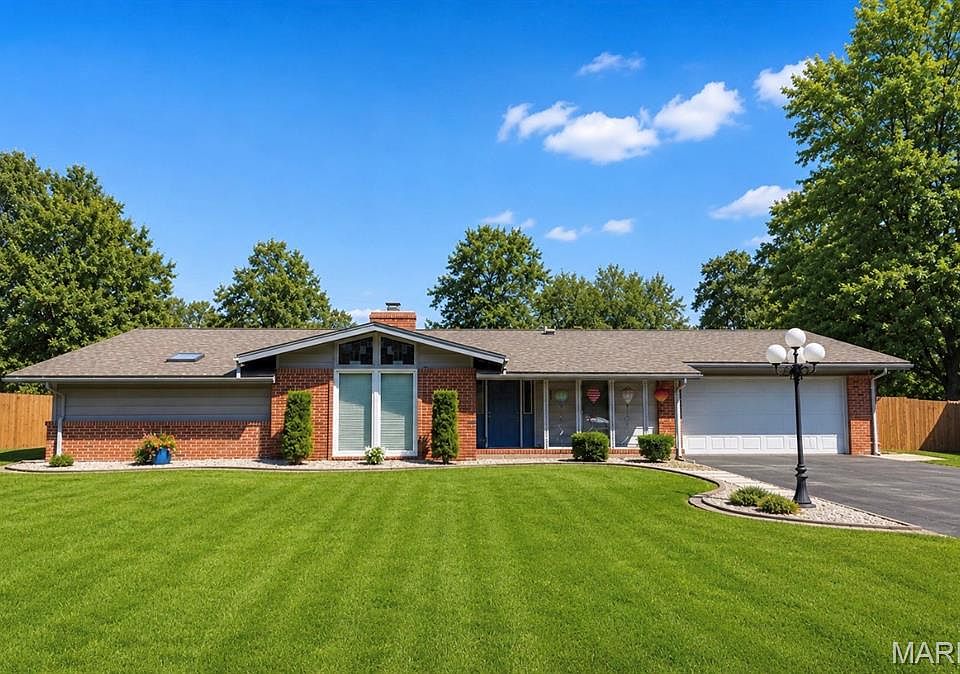 1st image of 1504 Papillon Dr