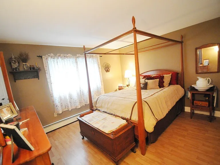 1810 Skyline Dr — Photo 23