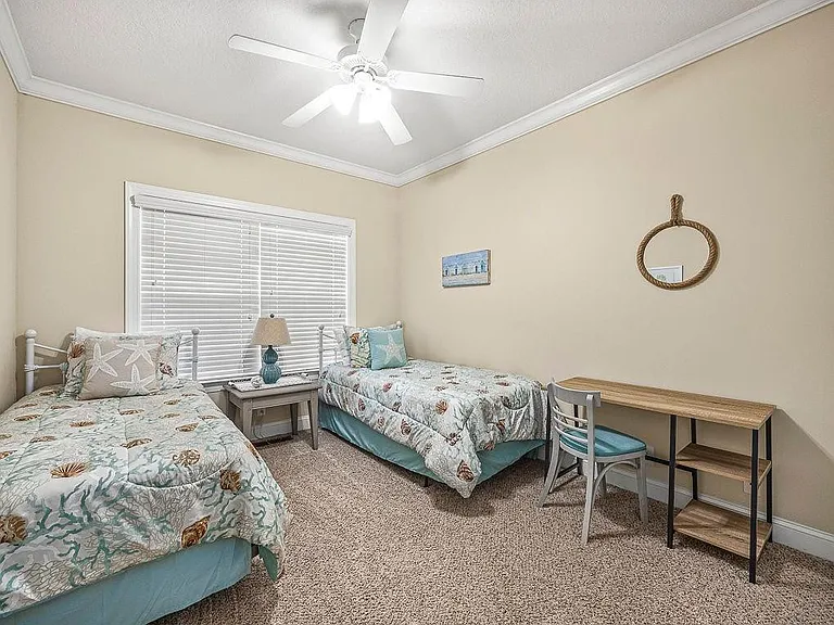 802 Reserve Ln — Photo 30