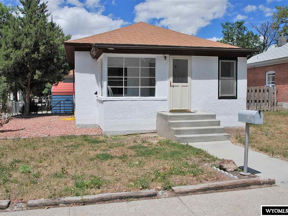 1st image of 1001 Grace Ave