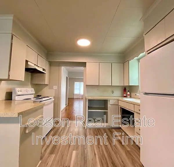 1416 Natalie St — Photo 9