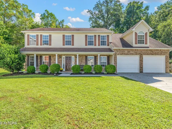 737 Mountain Pass Ln, Knoxville, TN 37923