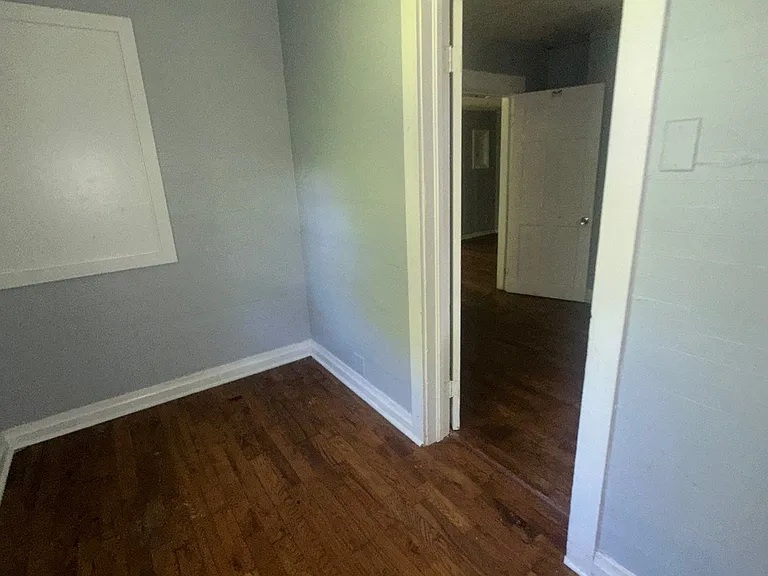 500 W Ripley Ave — Photo 6
