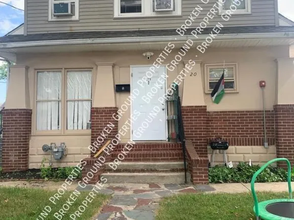 20 W 2nd Ave APT 4, Runnemede, NJ 08078