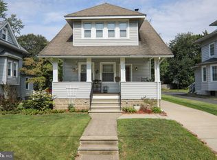 253 W Graisbury Ave, Audubon, NJ 08106