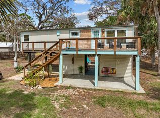 303 2nd Ave NW, Steinhatchee, FL 32359