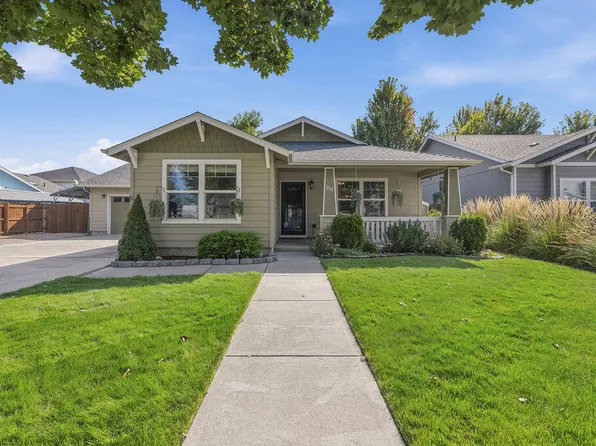 911 NE Stone Ridge Loop, Prineville, OR 97754