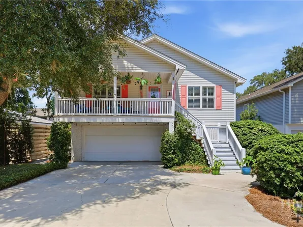 1007 Mallery Street, St Simons Island, GA 31522