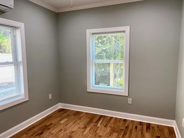 4569 Macarthur Blvd NW — Photo 12