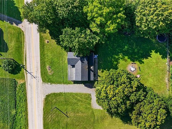 4th image of 3133 Plymouth Gageville Rd