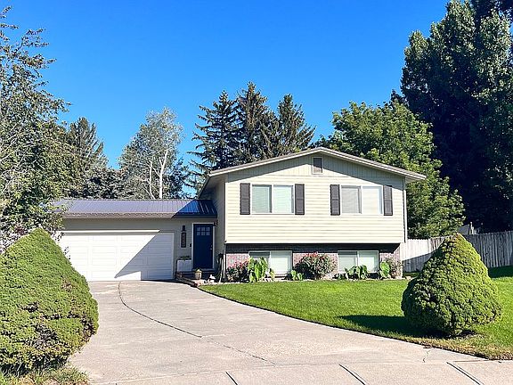Front house 2324