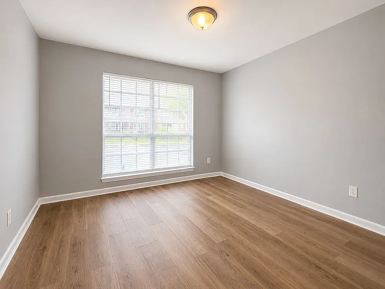 412 Fairfax Dr #6 — Photo 13