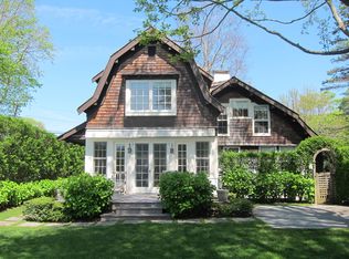 26 John St, Southampton, NY 11968
